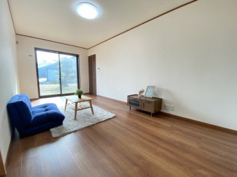 南向きリビングにつき日当り良好