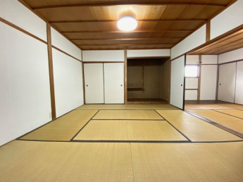 2階和室8帖