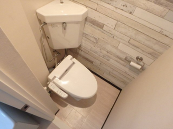 ゆったりとした空間のトイレです