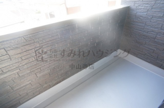 【バルコニー】