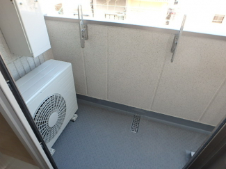 【バルコニー】