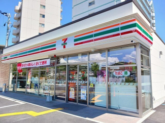 セブンイレブンまで400m