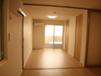 【居間・リビング】