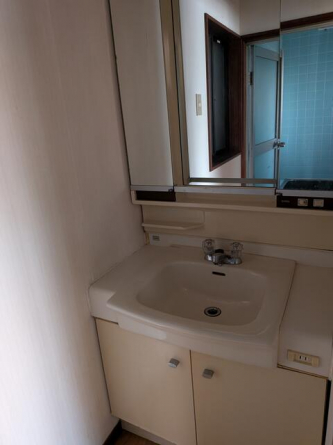 朝日が丘一丁目貸家の画像