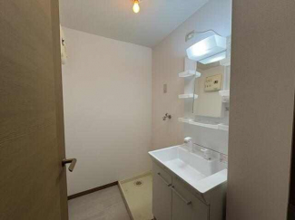 西宮市山口町中野１丁目のアパートの画像