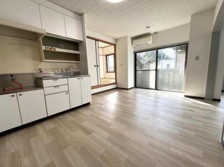 大洲市中村のマンションの画像