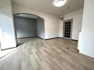 大洲市中村のマンションの画像