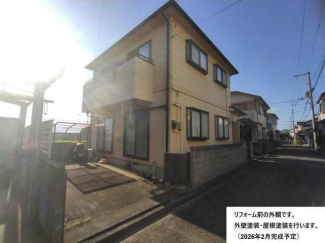 リフォーム前の外観です。外壁塗装・屋根塗装を行います。（２０