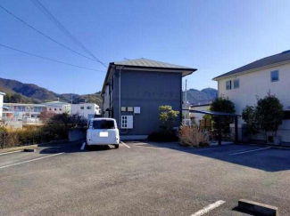 松山市石手白石のアパートの画像