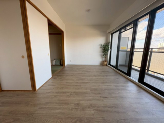 【居間・リビング】