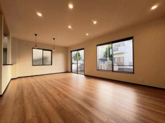 明石市松が丘３丁目の中古一戸建ての画像