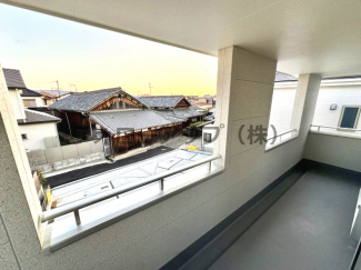 陽当たり良好なバルコニーです