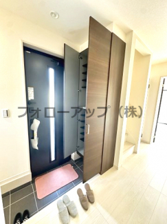 毎日通る玄関はこちらです