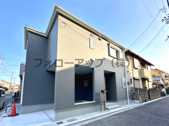 前面道路含む現地写真です