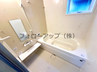 落ち着いた空間のお風呂です