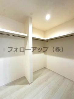 たっぷりとした収納スペースです