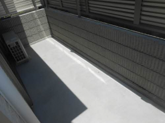 【バルコニー】