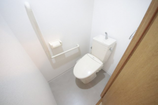 落ち着いたトイレです