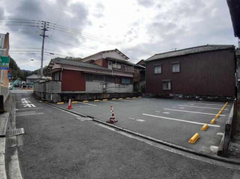 新町角駐車場の画像