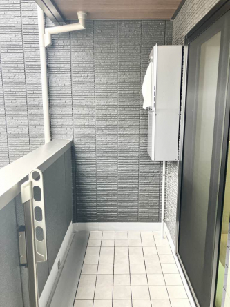 【バルコニー】