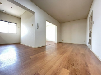 【居間・リビング】