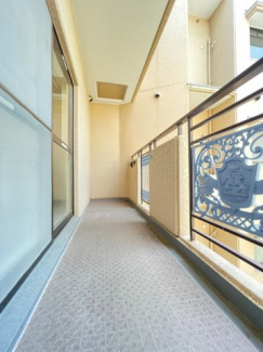 【バルコニー】