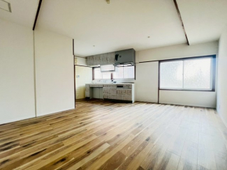 【居間・リビング】