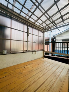 【バルコニー】