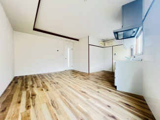 【居間・リビング】