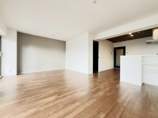 【居間・リビング】