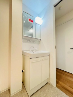 【洗面所】