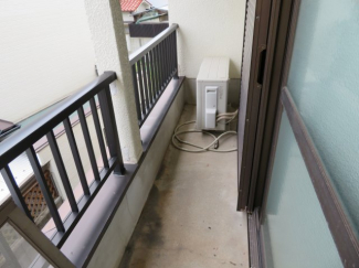 【バルコニー】