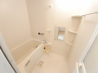 日々の疲れを癒すお風呂付です