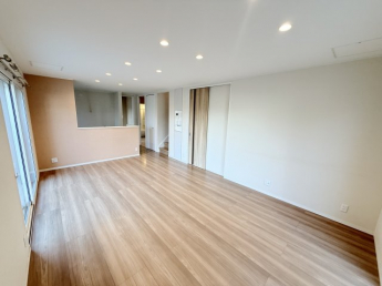 【居間・リビング】