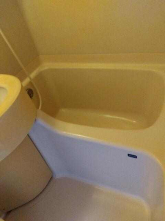 松山市竹原町のアパートの画像