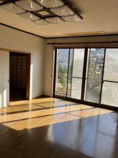 松山市和泉北３丁目の中古一戸建ての画像