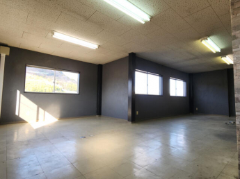 香川県高松市西山崎町の倉庫の画像