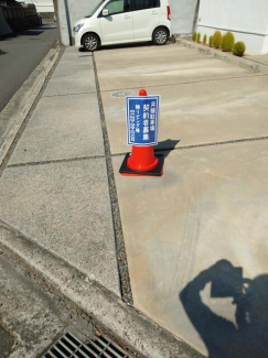 松山市北立花町の駐車場の画像