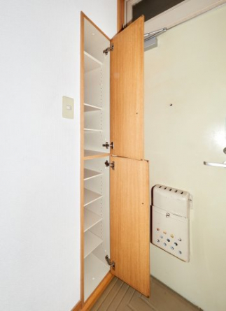 シューズボックス