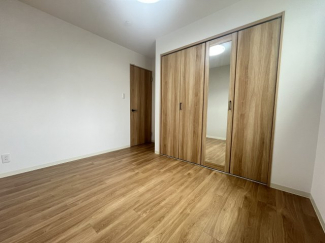 広々とした洋室です