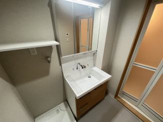 脱衣スペースもあります