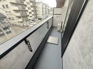 広々としたバルコニーです