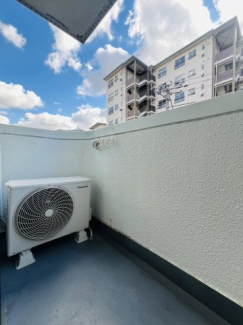 【バルコニー】