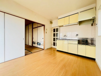 【居間・リビング】