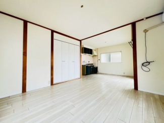 【居間・リビング】