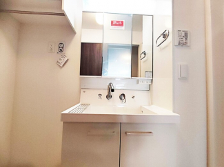 【洗面所】