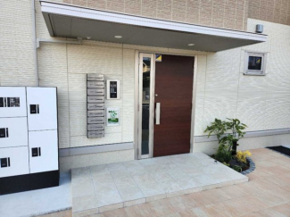 【エントランス】