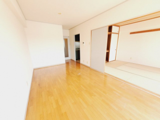 【居間・リビング】