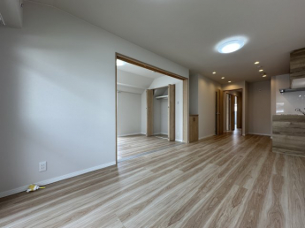 【居間・リビング】