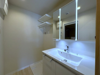 【独立洗面台】